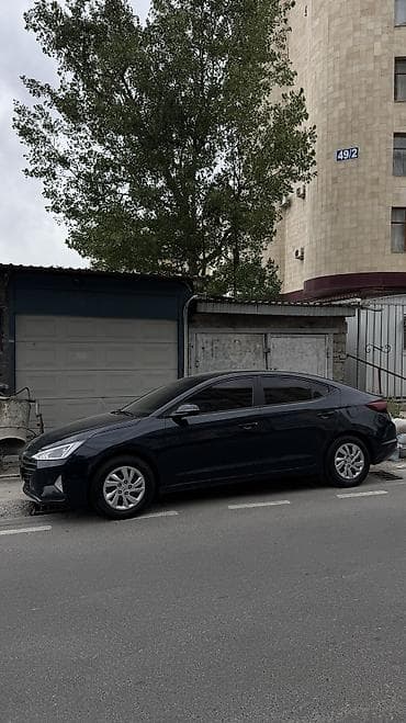 Hyundai Avante: 2018 г., 1.6 л, Автомат, Бензин, Седан