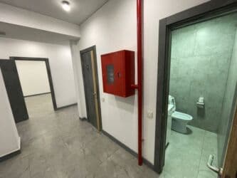 куплю дом под офис: Сдаю Офис, 173 м², В бизнес центре, 1 линия, С отдельным входом, С системой безопасности — 3