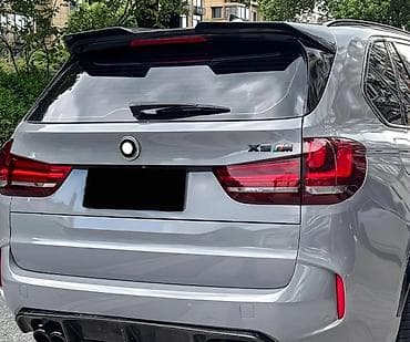 Транспорт: Задний спойлер BMW 2018 г., Новый, Оригинал — 2