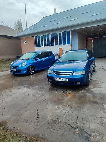 дешевые машыны: Chevrolet Lacetti, синий седан год 2006.1.6Механика - Кузов — 3