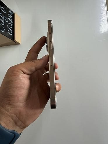 IPhone 16 Pro Max, Б/у, 256 ГБ, Desert Titanium, Зарядное устройство, Защитное стекло, Чехол, 96 % — 4