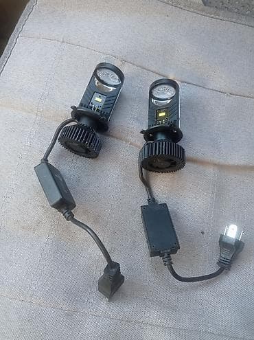 леди фара: Комплект передних фар Б/у, Оригинал, Китай — 3