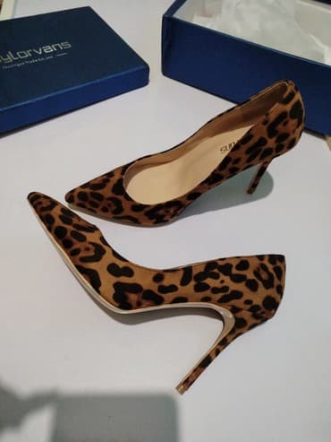 Новые шикарные туфли лодочки, расцветка леопард. Идеальны на выход и