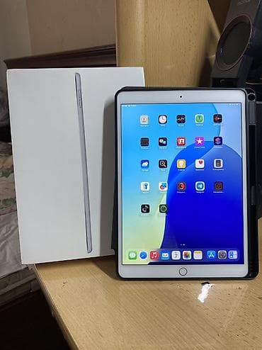 macbook pro 2019: Планшет, Apple, память 64 ГБ, 10" - 11", Wi-Fi, Б/у, Детский цвет - Черный — 2