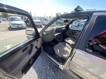 camry 70 le: Volkswagen Jetta: 1990 г., 1.8 л, Бензин, Седан — 6