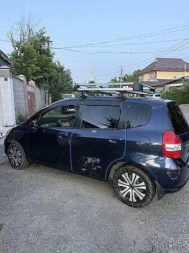 Honda Fit: 2002 г., 1.3 л, Вариатор, Бензин, Хетчбек — 9