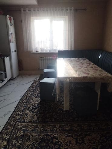 жилой дом балыкчы: Дом с участком. Одноэтажный жилой дом с двускатной крышей из — 7