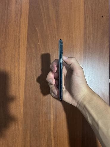 iphone про: IPhone 11 Pro, Б/у, 256 ГБ, Matte Midnight Green, 72 % — 3