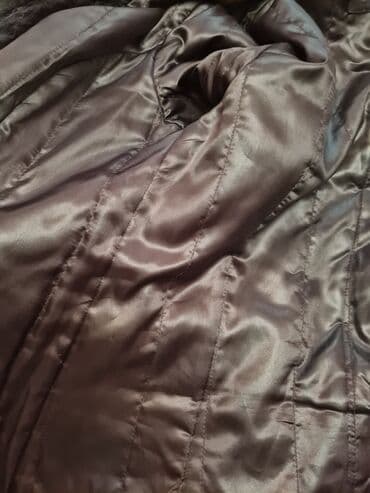 Красота и здоровье: Продаю шубу кролик 100% мех. Хорошее состояние, размер M-L. Отдам за — 4