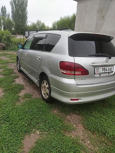 авто 10 регион: Toyota Ipsum: 2003 г., 2.4 л, Автомат, Бензин, Минивэн — 7