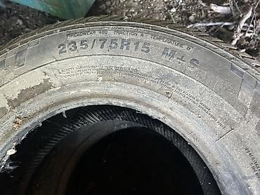 windom 2001: Шины 235 / 75 / R 15, Всесезонная, Б/у, Запаска, Легковые, Michelin — 4