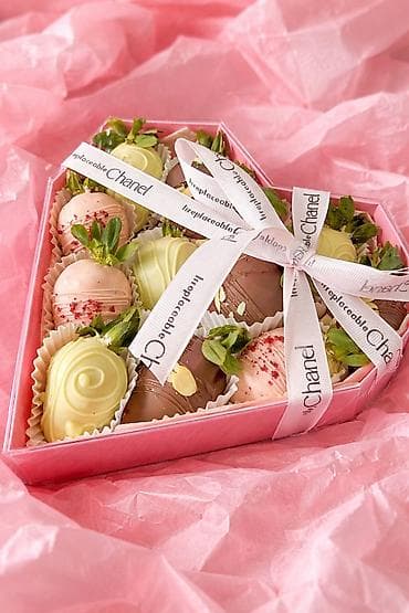 доставка еда: Клубника в шоколаде на заказ S- 9шт -1035с М-12шт -1380с L- 20шт - — 1