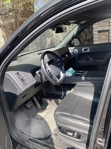 mini jack: Lixiang L7: 2024 г., Электромобиль, Кроссовер — 4