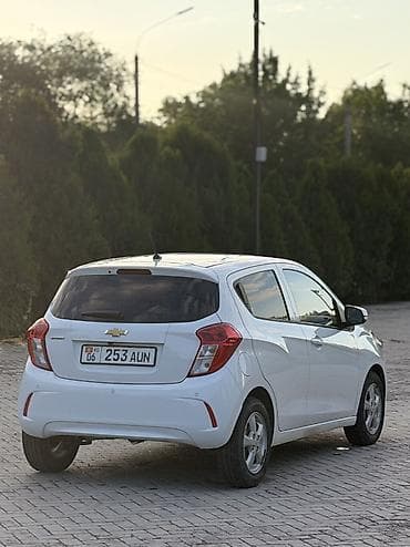 Продажа авто: Chevrolet Spark: 2020 г., 1 л, Вариатор, Бензин, Хэтчбэк — 5