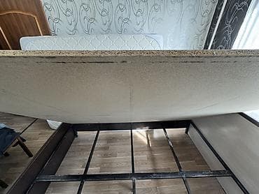 retro divan per page 40: Двуспальная кровать, Б/у, С матрасом, длина - 200 см — 2