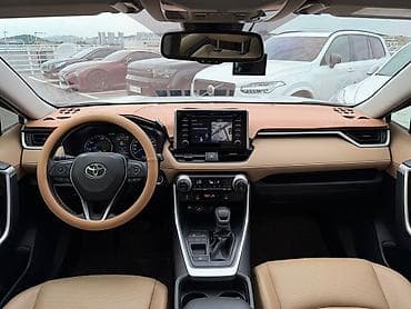 оригин: Toyota RAV4: 2021 г., 2.5 л, Автомат, Гибрид, Кроссовер — 2