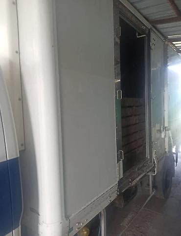 рефрижератор фура: Легкий грузовик, Isuzu, Стандарт, 2 т, Б/у — 3