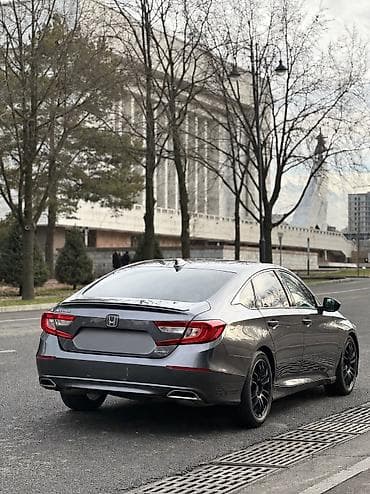 Honda Accord: 2018 г., 1.5 л, Автомат, Бензин, Седан — 2