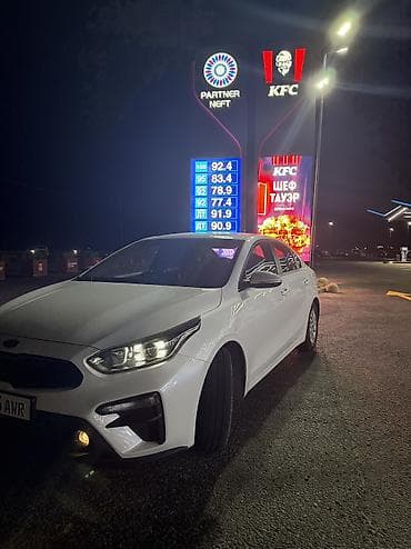 Продажа авто: Kia K3: 2020 г., 1.6 л, Вариатор, Бензин, Седан — 2