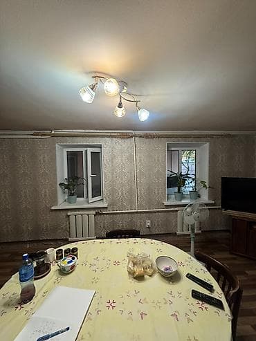 Пластиковые окна, 3 шт., 85 * 115 см, двойной стеклопакет, с белыми at lalafo.kg Пластиковые окна, 3 шт., 85 * 115 см, двойной стеклопакет, с белыми
