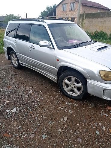 Subaru Forester: 2000 г., Кроссовер