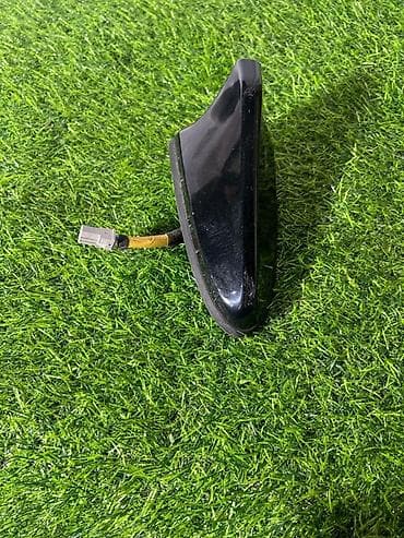 антена для автомобиля: Антенна «акулий плавник» для Hyundai Grandeur IG (6‑е поколение), год — 1