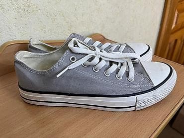 слипоны на высокой подошве женские: Две пары женской повседневной обуви (размер 38): 1) Серые кеды - — 5