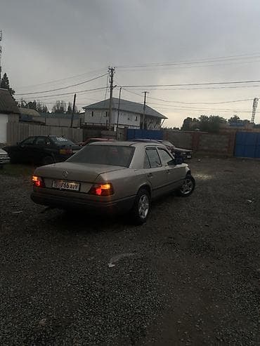 Транспорт: Mercedes-Benz W124: 1987 г., 2.3 л, Механика, Бензин, Седан — 3