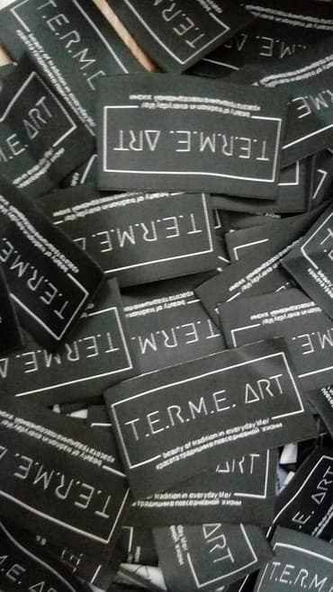 жаккардовые этикетки бишкек: Лэйбл, этикетка, составник, размерник, пломба (бирко держатель) — 2