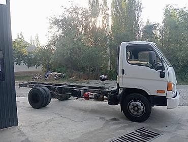 suzuki ignus: Грузовик, Hyundai, Стандарт, 7 т, Б/у — 7