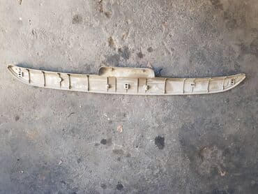 полировычный машынка: Решетка радиатора Toyota Б/у, Оригинал — 2