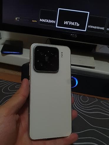 apple studio display: Xiaomi, 15, Б/у, 256 ГБ, цвет - Белый, 2 SIM, eSIM — 2