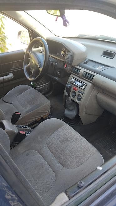 14 r: Land Rover Freelander: 2001 г., 1.8 л, Механика, Бензин, Кроссовер — 10