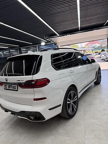 BMW X7: 2021 г., 3 л, Автомат, Бензин, Внедорожник — 4