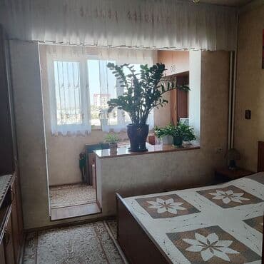 продаю дом в центре бишкека: 2 комнаты, 48 м², 105 серия, 6 этаж — 6