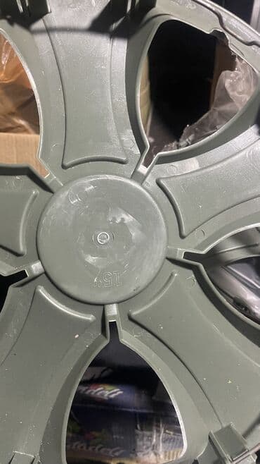 шины в бишкеке цены: Колпаки R 15, Новый, Комплект — 3