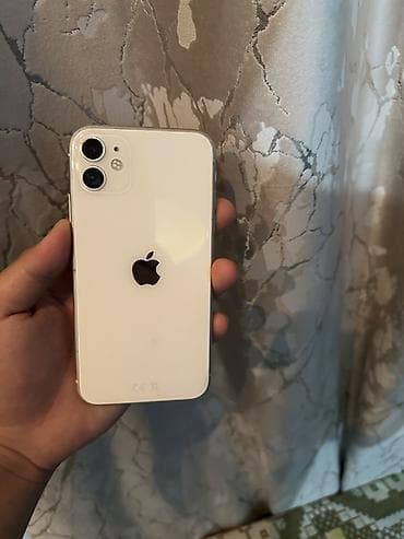 iphon 12 pro max: IPhone 11, Белый — 6