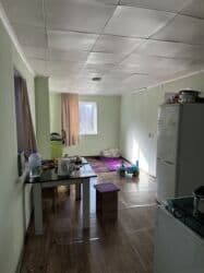 продаю дом с квартирантами: 50 м², 2 комнаты, Подвал, погреб, Забор, огорожен — 1