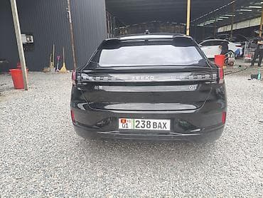 Унаа: Zeekr 001: 0.1 - engine capacity л | 2022 г. Фастбек — 4