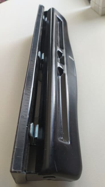 оборудование для резки бумаги а4 цена: Дырокол 3х дырочный для А4. 
размер можно регулировать — 2