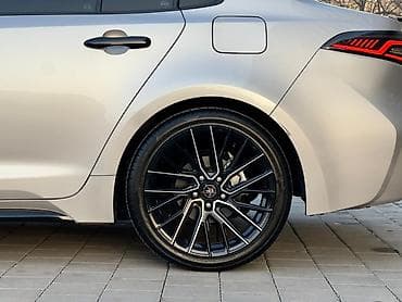 крышка багажника corolla: Toyota Corolla: 2023 г., 1.8 л, Автомат, Гибрид, Седан — 8