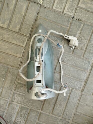 Утюг с паровым ударом (сетевой) - Тип: электрический утюг с