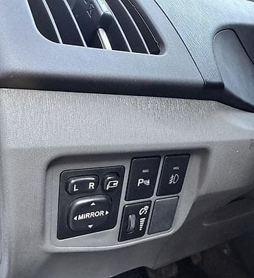 ключи приус: Toyota Prius: 2011 г. — 8