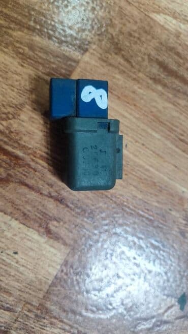 Nissan реле, Ниссан реле. Номер реле 2 5 6 3 0 - 0 9 9 6 0. См.Фото