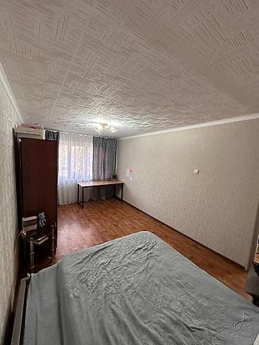 сдаю квартиру цо радуга: 1 комната, 32 м², 104 серия, 1 этаж — 7