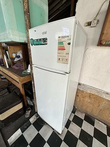 Техника и электроника: Холодильник Artel, Б/у, Двухкамерный, De frost (капельный) — 2