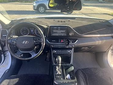 aion v plus: Hyundai Grandeur: 2019 г., 3 л, Автомат, Газ, Седан — 4