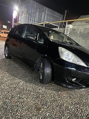 subaru crostek: Honda Fit: 2009 г., Вариатор, Бензин, Хэтчбэк — 2