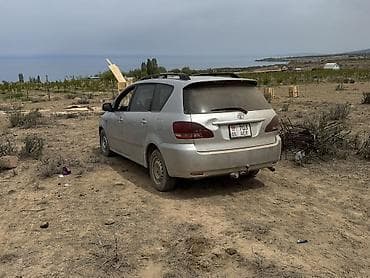 тойота work 2: Toyota Avensis Verso: 2002 г., 2.2 л, Механика, Дизель, Минивэн — 1