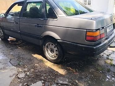 жугули 06: Volkswagen Passat: 1989 г., Седан — 5